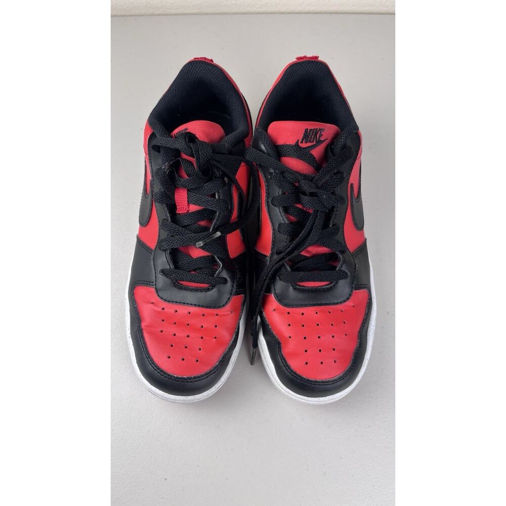 Nike Court Low Red Black Youth 6Y Sneaker Women 7.5 DV5456-600 Tennis Shoe - Picture 3 of 7